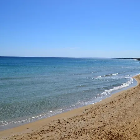 Szálloda Noto Marina A Mare Lido di Noto