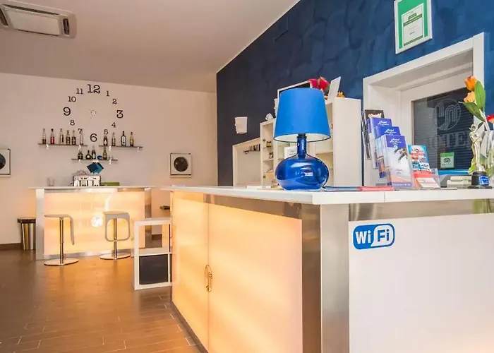 Noto Marina A Mare Hotel 3*